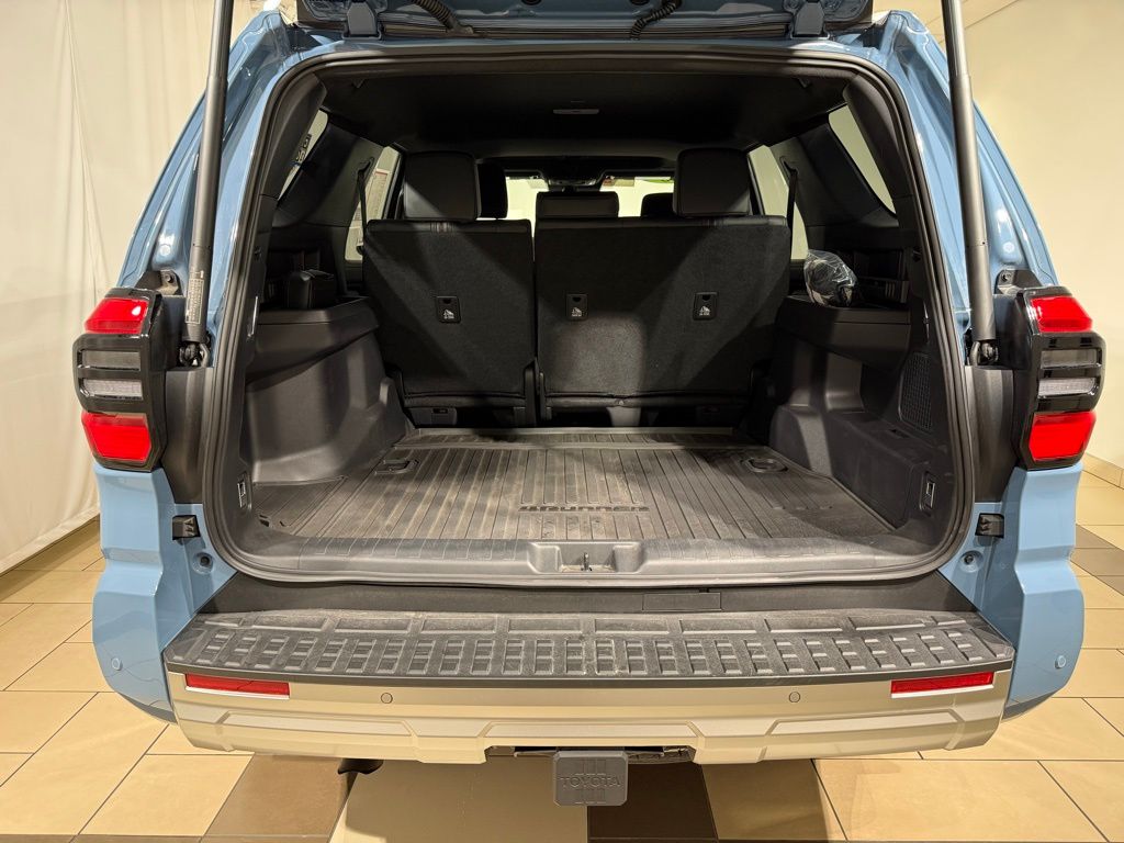Thumbnail: 2026 Toyota 4Runner - 10