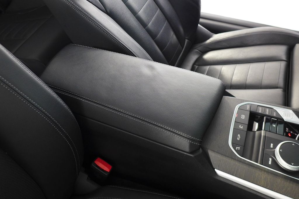 Thumbnail: 2024 BMW 4 Series - 21