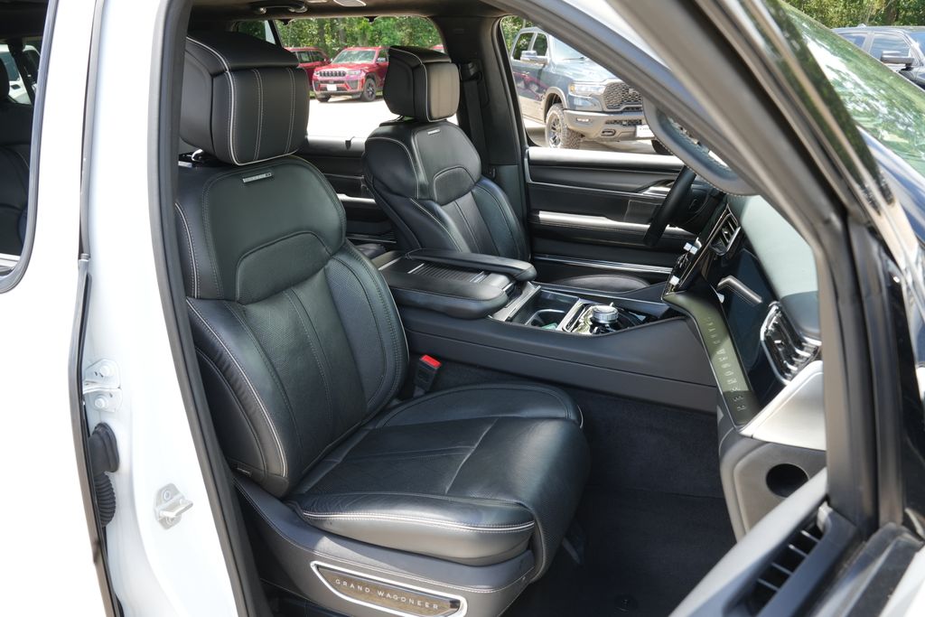 2024 Jeep Grand Wagoneer L Series II White/off-white at Victoria Chrysler Dodge Jeep Ram