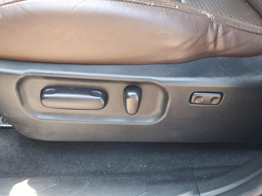 2021 Toyota Tacoma Limited photo 12