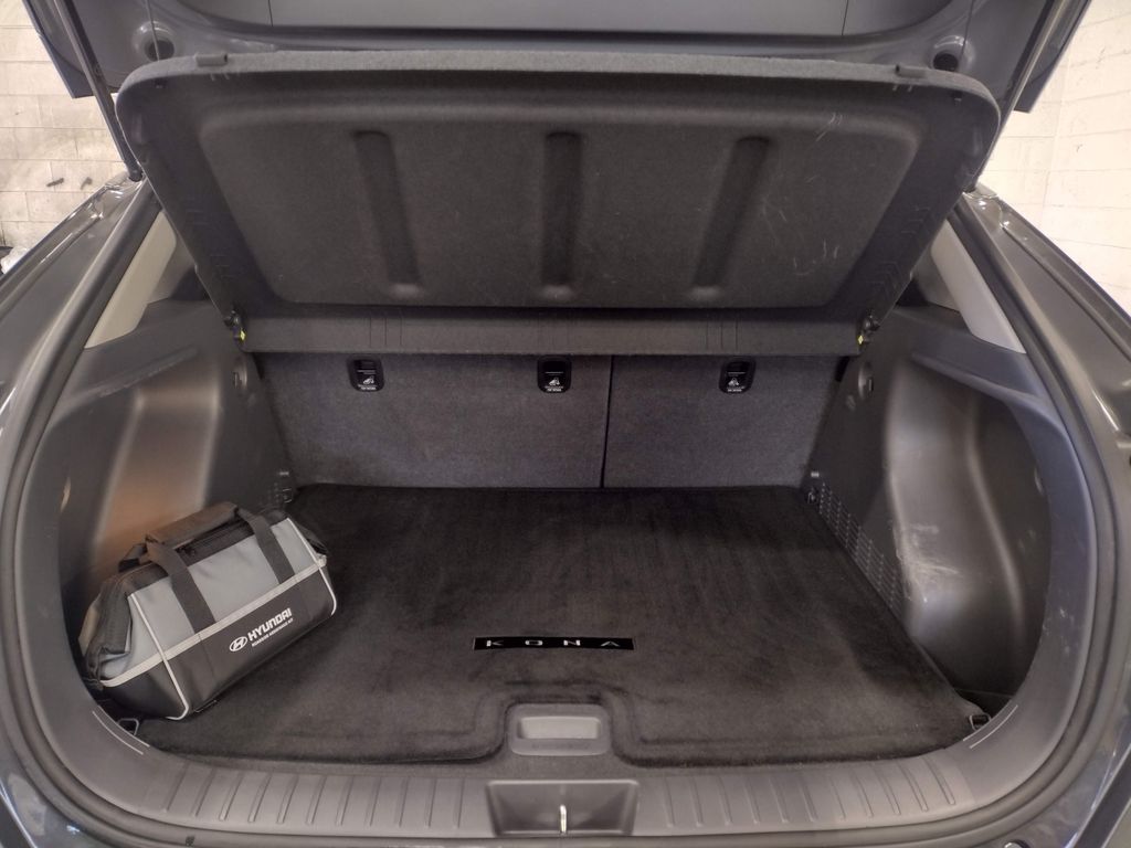 2024 Hyundai Kona Electric SEL