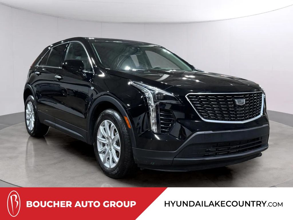 2022 Cadillac XT4 Luxury