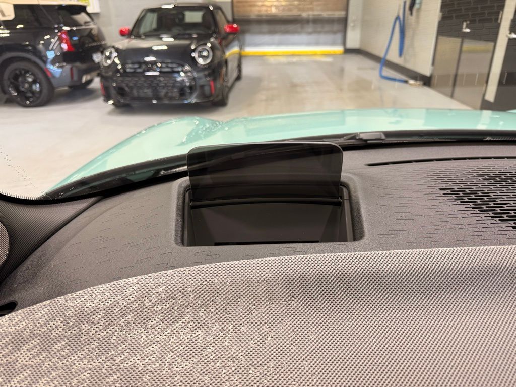 Thumbnail: 2026 MINI Cooper - 15