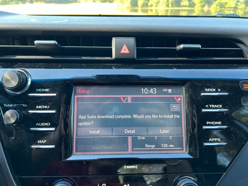 Thumbnail: 2020 Toyota Camry - 23