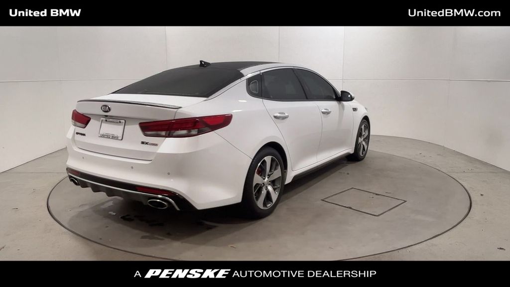 2018 Kia Optima SX 8