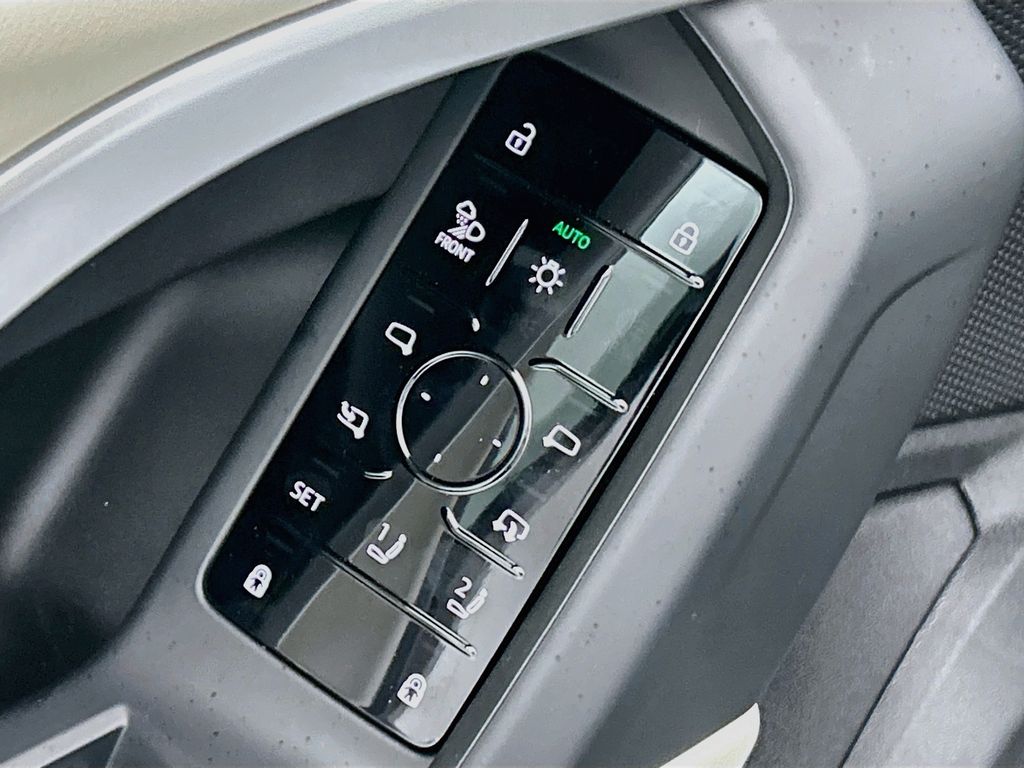 New 2026 White Audi Premium Plus image 22