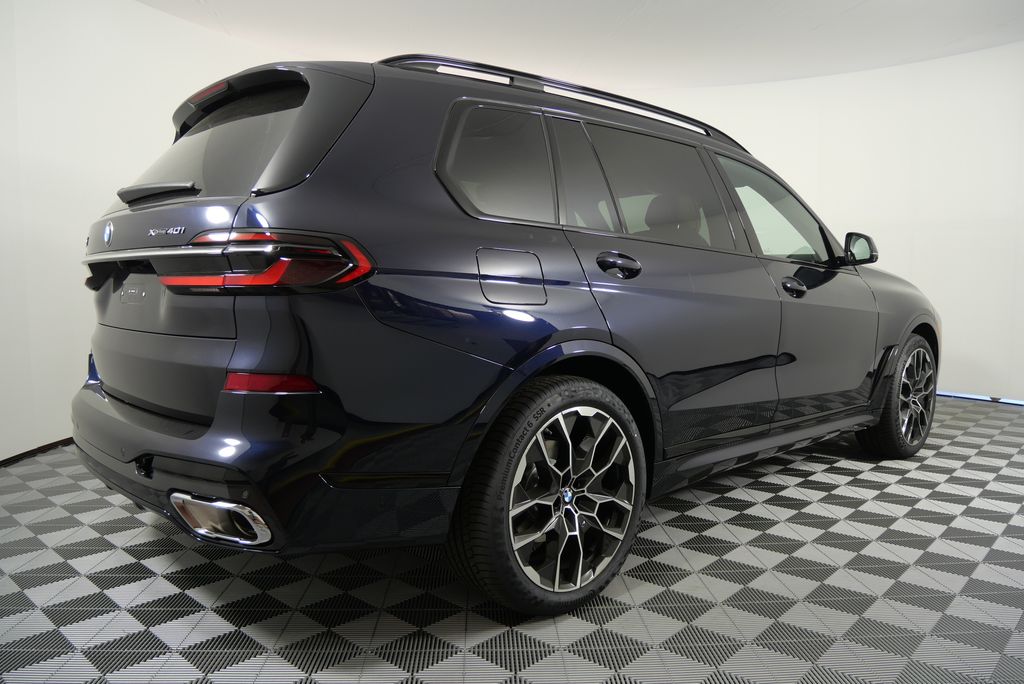 2025 BMW X7 xDrive40i 4