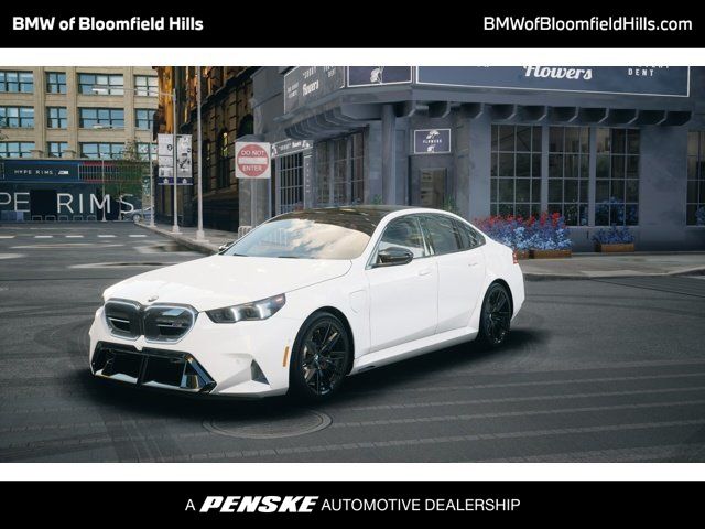 Thumbnail: 2026 BMW M5 - 1