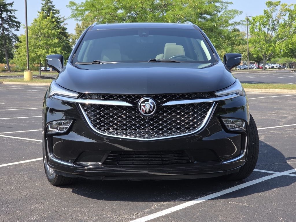 Used 2024 Black Buick Avenir image 20