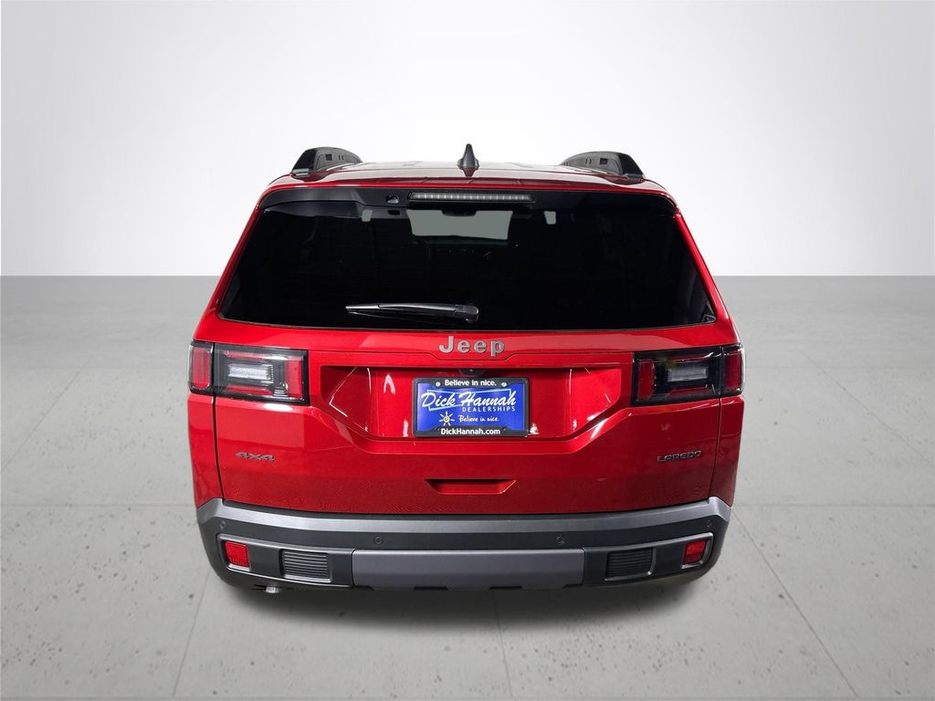 2026 Jeep Cherokee Laredo