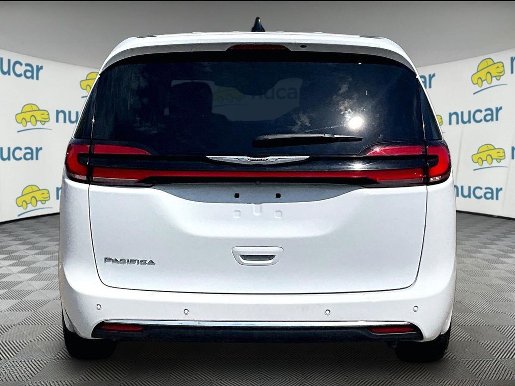 2023 Chrysler Pacifica — photo 5