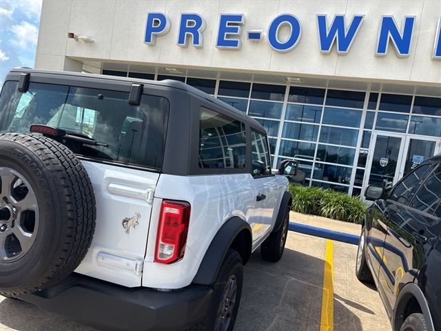 2025 Ford Bronco Base White at Legacy Ford