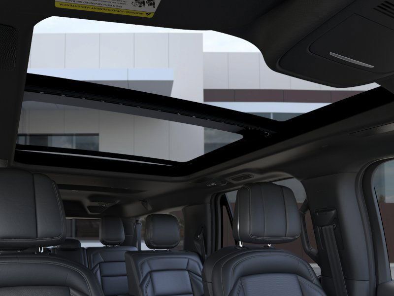 New 2026 White Lincoln Reserve image 76