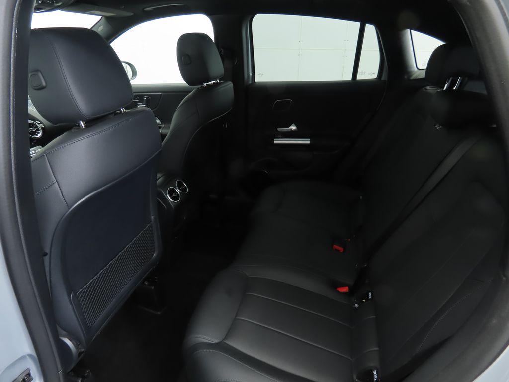 Thumbnail: 2025 Mercedes-Benz GLA - 20