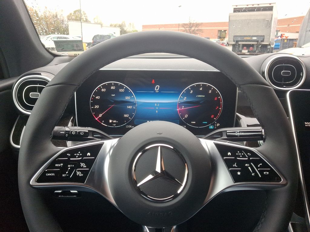 2025 Mercedes-Benz GLC 300 15