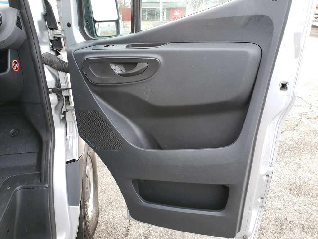 Thumbnail: 2019 Mercedes-Benz Sprinter - 23