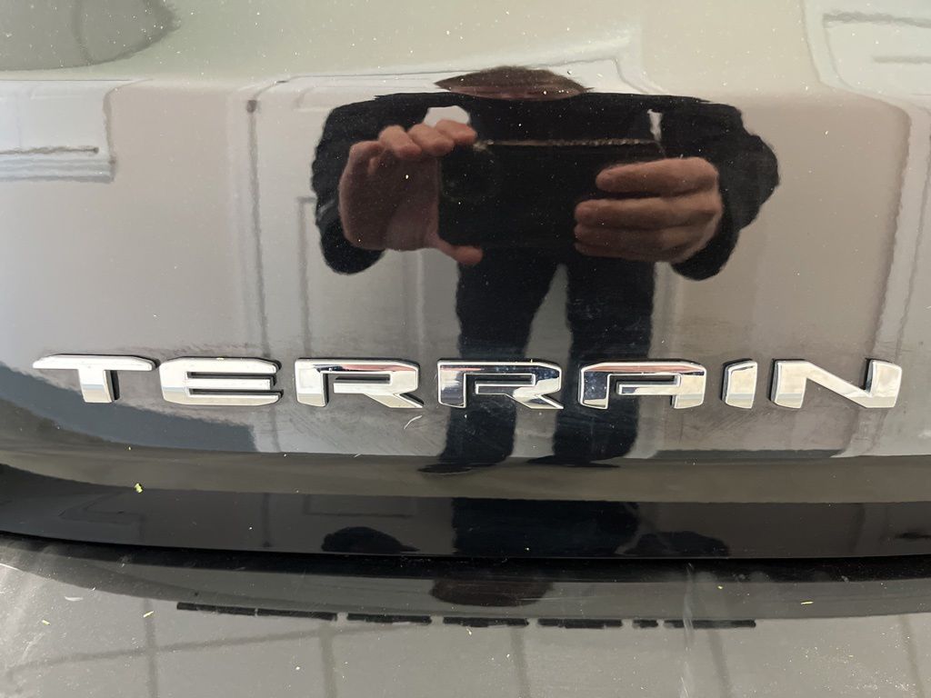 used 2024 GMC Terrain car, priced at $29,900