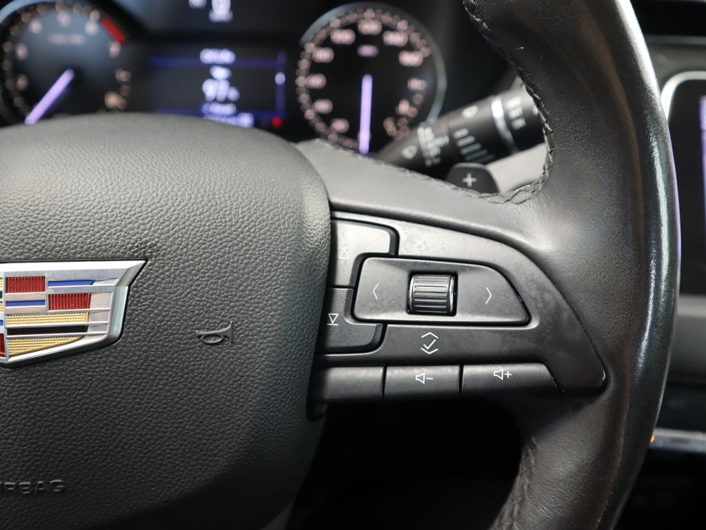 Thumbnail: 2019 Cadillac XT4 - 12