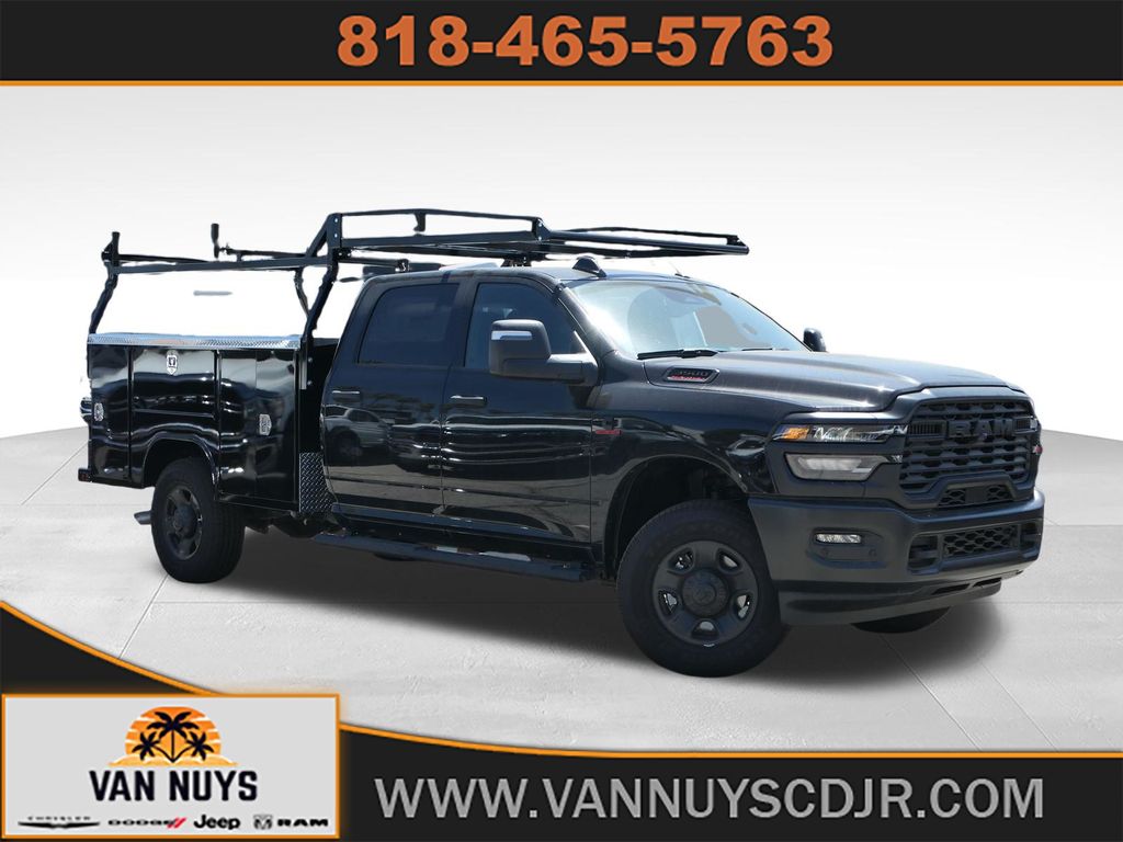 Diamond Black 2026 RAM 3500 Pickup Truck Four-Wheel Drive 8-Speed Automatic