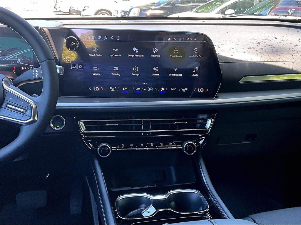 2026 Chevrolet Traverse — photo 13