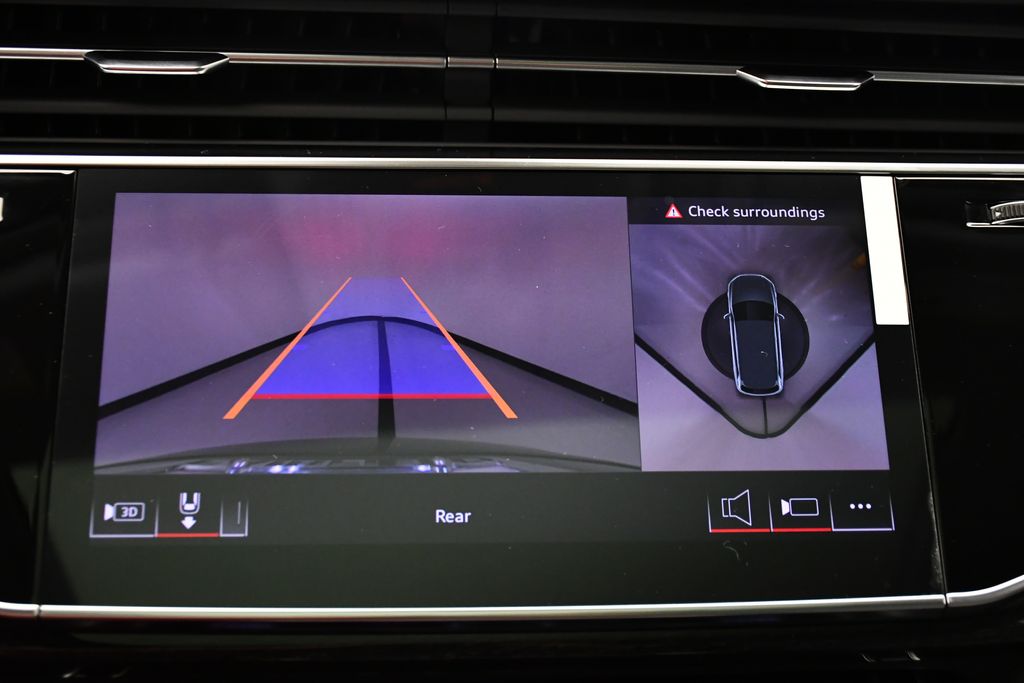 Thumbnail: 2025 Audi Q7 - 27