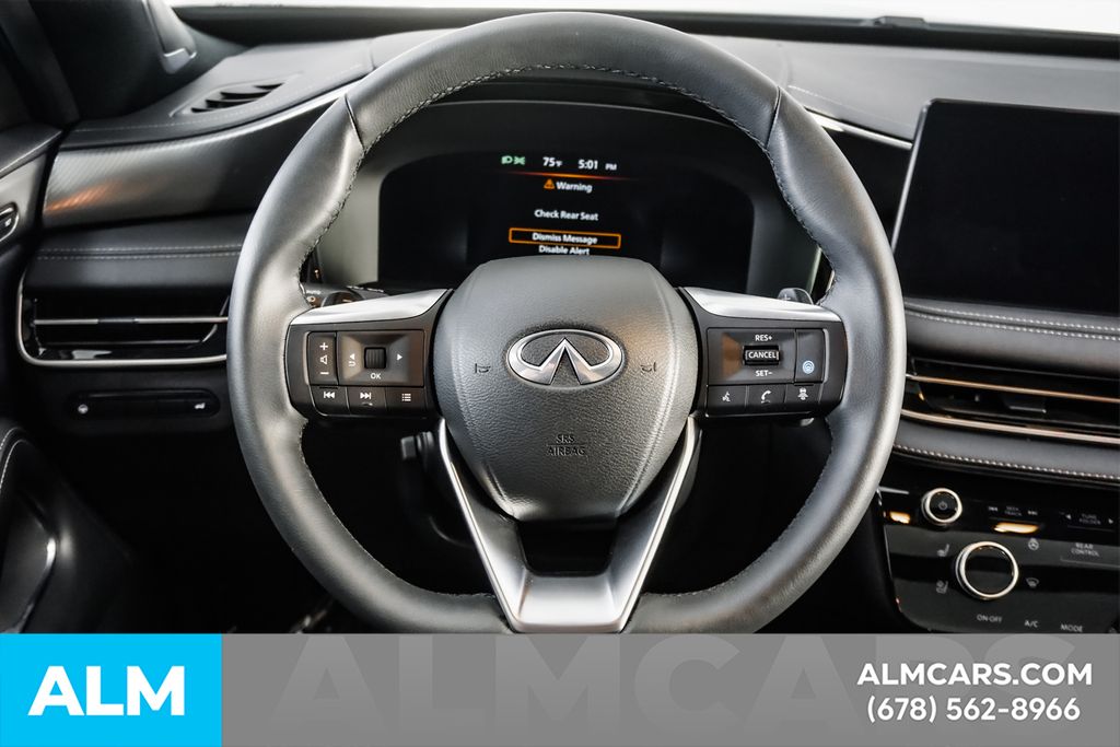 Used 2025 Gray INFINITI LUXE image 27