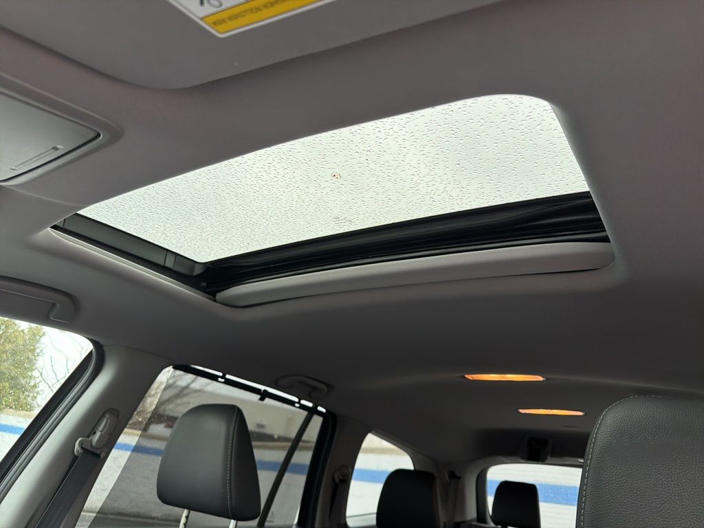 Thumbnail: 2019 Honda Pilot - 11