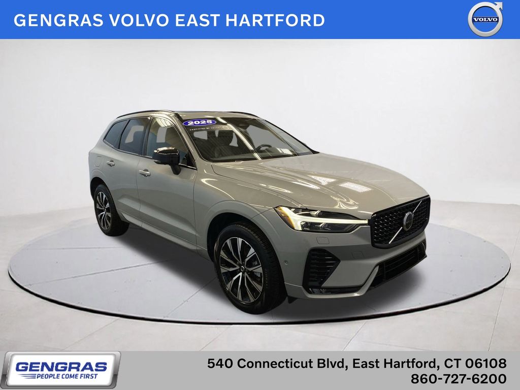 2025 Volvo XC60 B5 Plus Dark Theme AWD