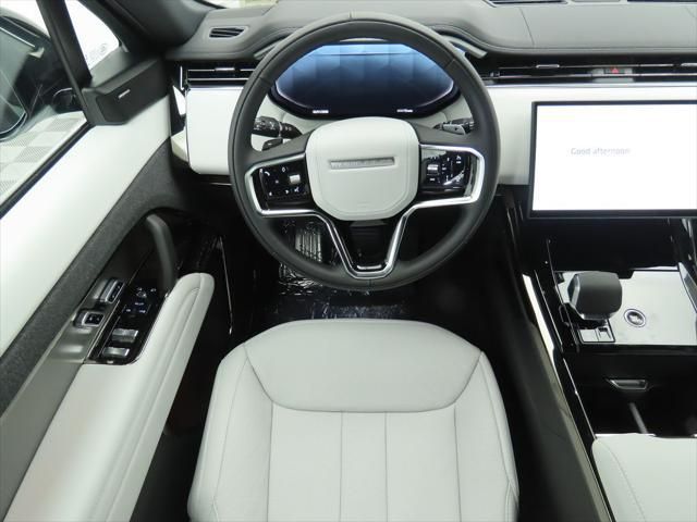Thumbnail: 2026 Land Rover Range Rover Sport - 11