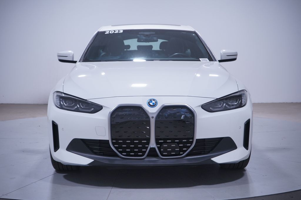Thumbnail: 2023 BMW i4 - 4