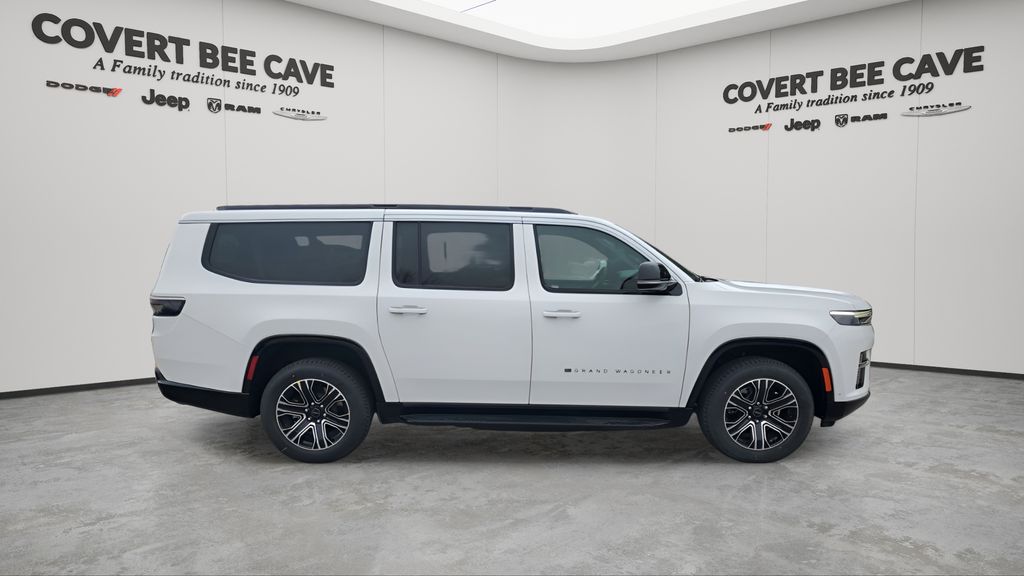 New 2026 White Jeep  image 11