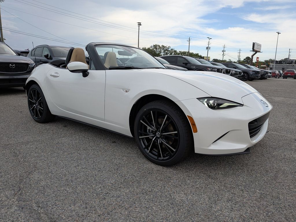 2026 Mazda MX-5 Miata Grand Touring