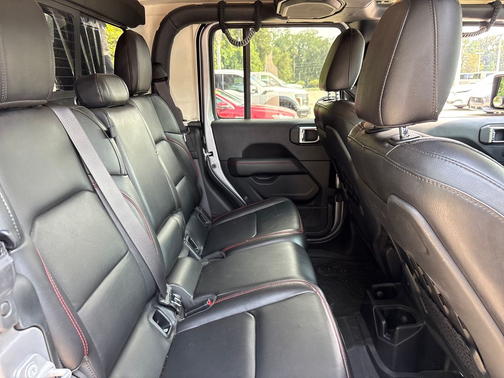Certified Used 2020 Silver Jeep Rubicon image 29