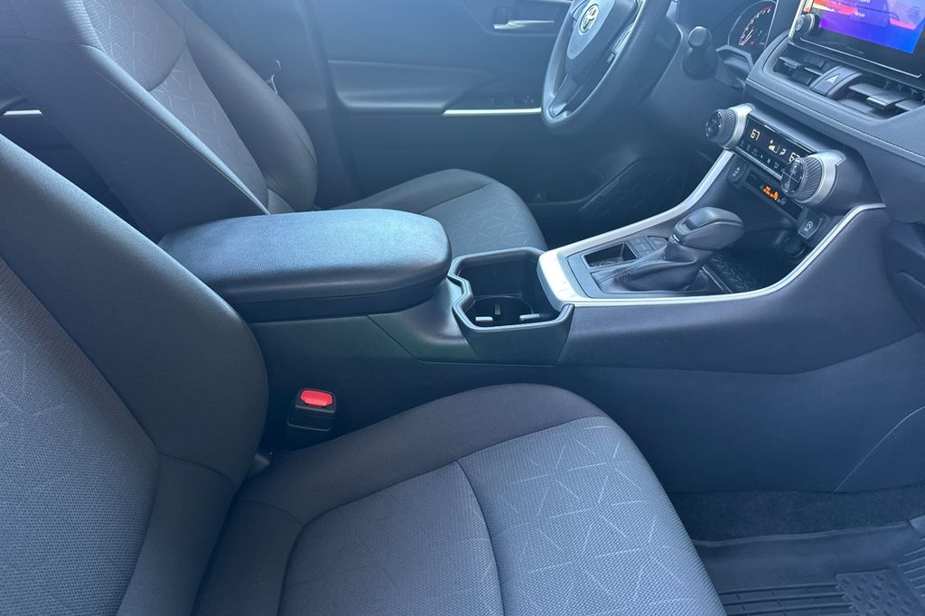 Certified Used 2025 White Toyota XLE image 20