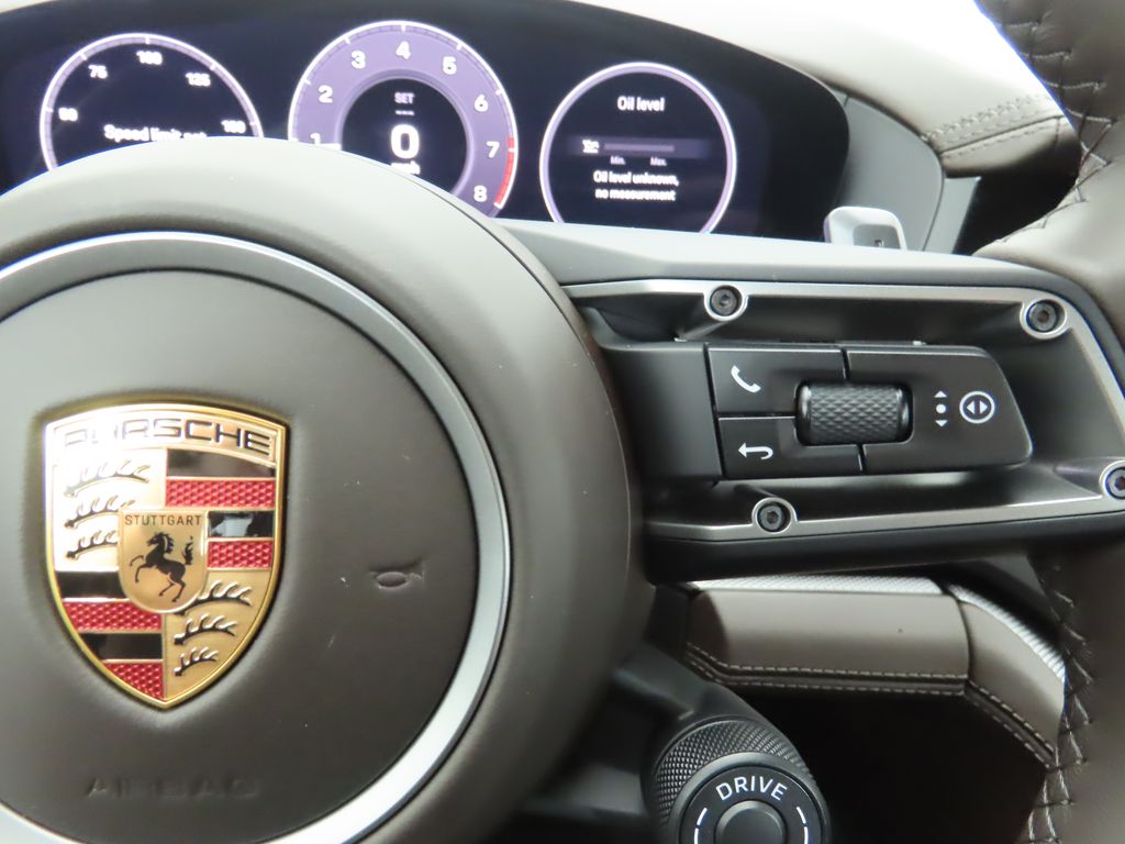 Thumbnail: 2025 Porsche Panamera - 15