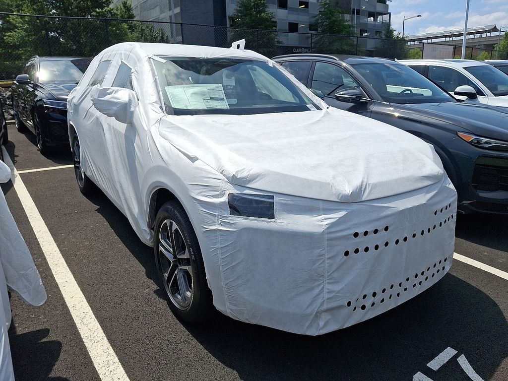Thumbnail: 2025 Audi Q5 - 3
