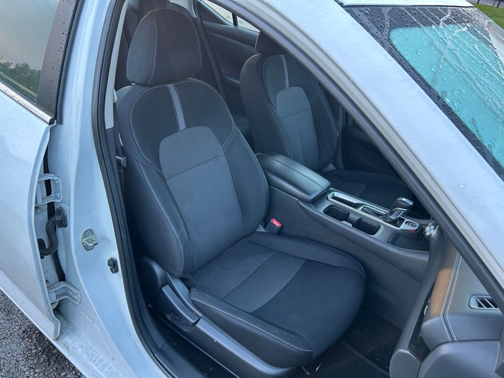 Thumbnail: 2021 Nissan Sentra - 15