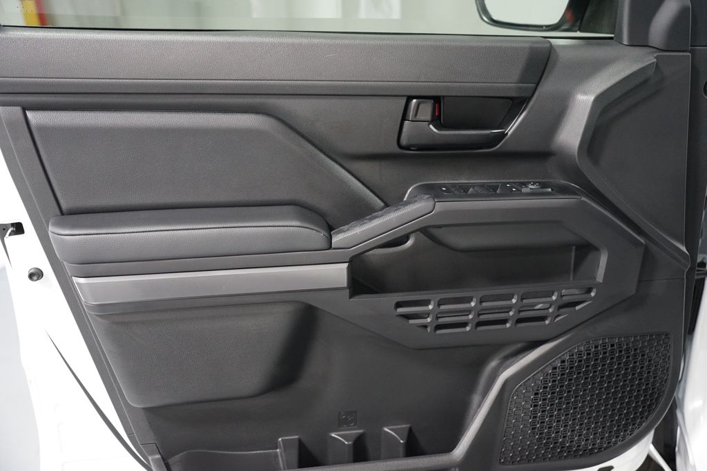 Thumbnail: 2025 Toyota Tacoma - 31