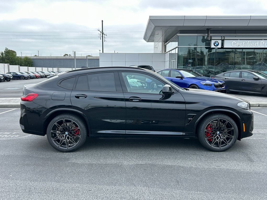 Thumbnail: 2025 BMW X4 - 6
