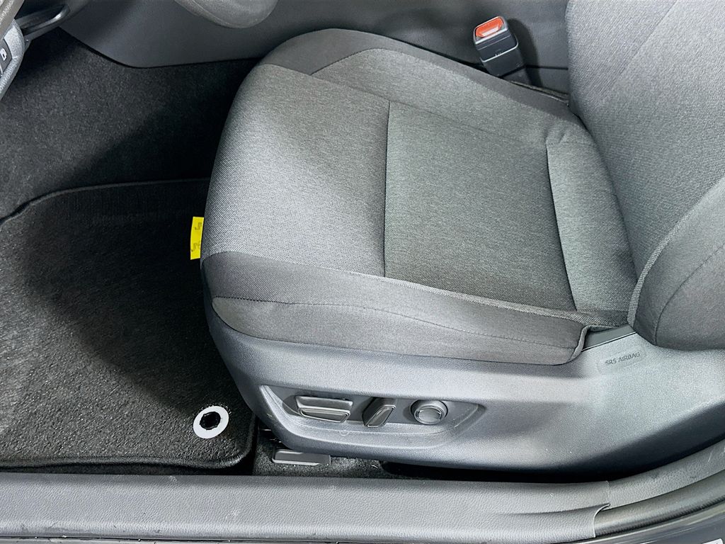 Thumbnail: 2026 Toyota Camry - 19