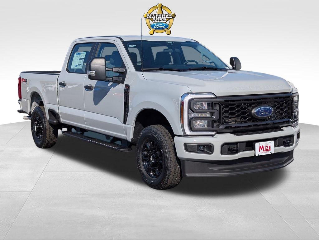 Avalanche 2026 Ford F-250 Super Duty XL Crew Cab 4WD Pickup Truck Four-Wheel Drive Automatic