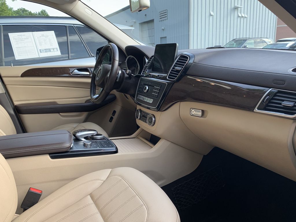 Thumbnail: 2018 Mercedes-Benz GLS - 5