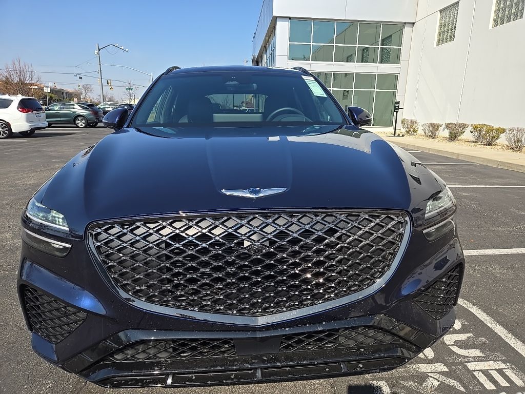 2025 Genesis GV70  3