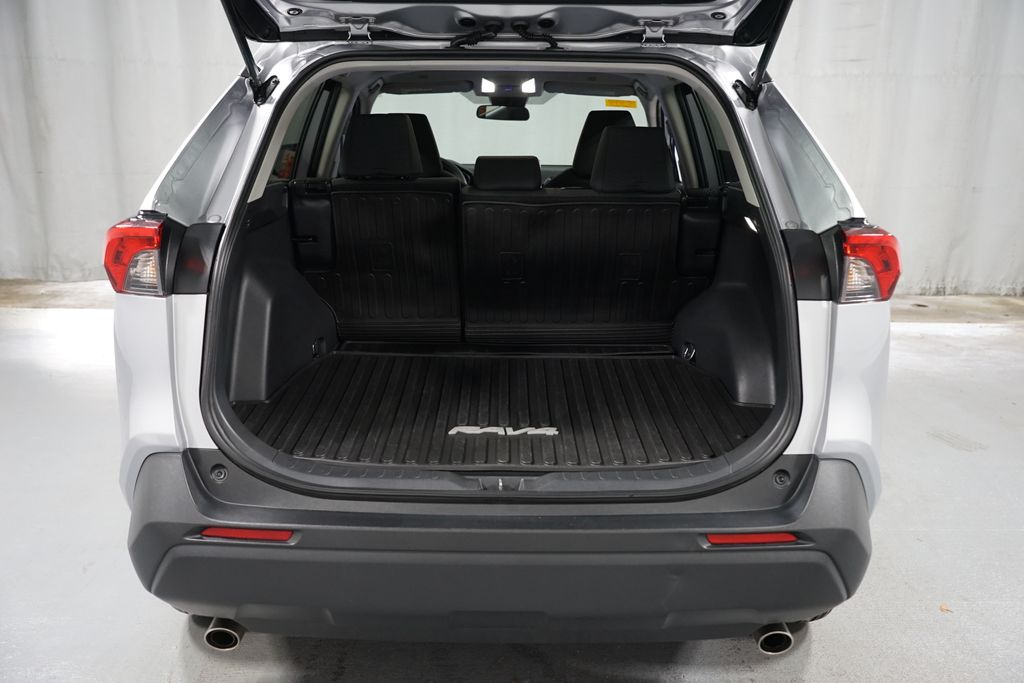 Thumbnail: 2024 Toyota RAV4 - 32