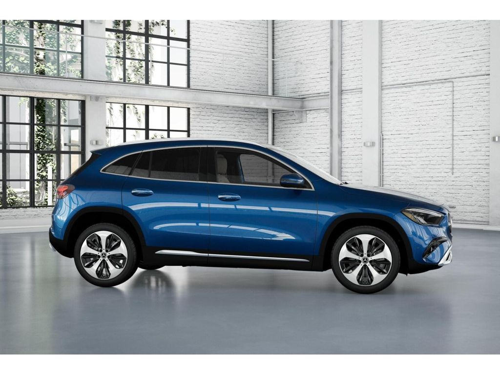 2025 Mercedes-Benz GLA 250 4MATIC 15