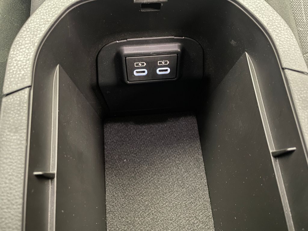 2023 Toyota RAV4 XLE 30