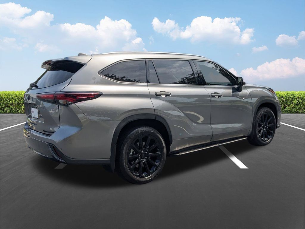 Used 2026 Toyota Highlander SUV