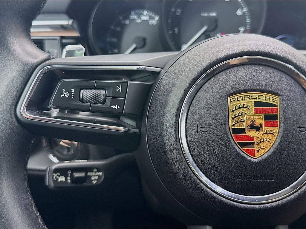 Thumbnail: 2024 Porsche Macan - 23