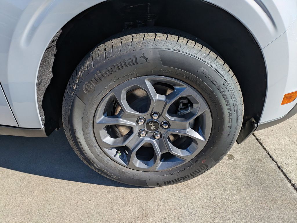 2025 Ford Maverick XL