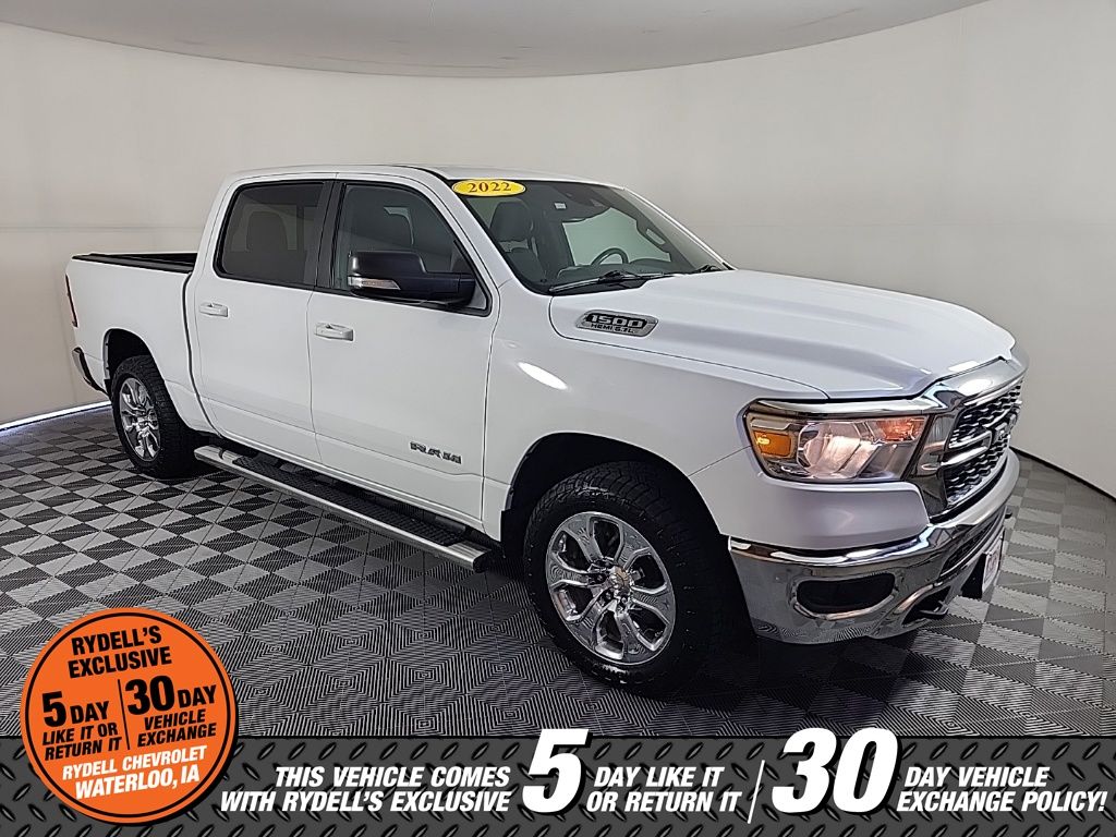Bright White Clearcoat 2022 RAM 1500 Big Horn Crew Cab 4WD Pickup Truck Four-Wheel Drive 8-Speed Automatic